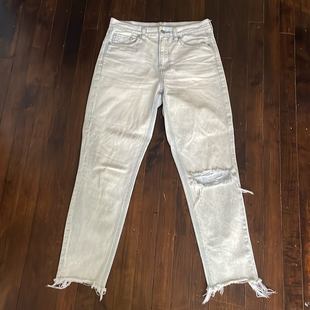 American Eagle Mom Jeans